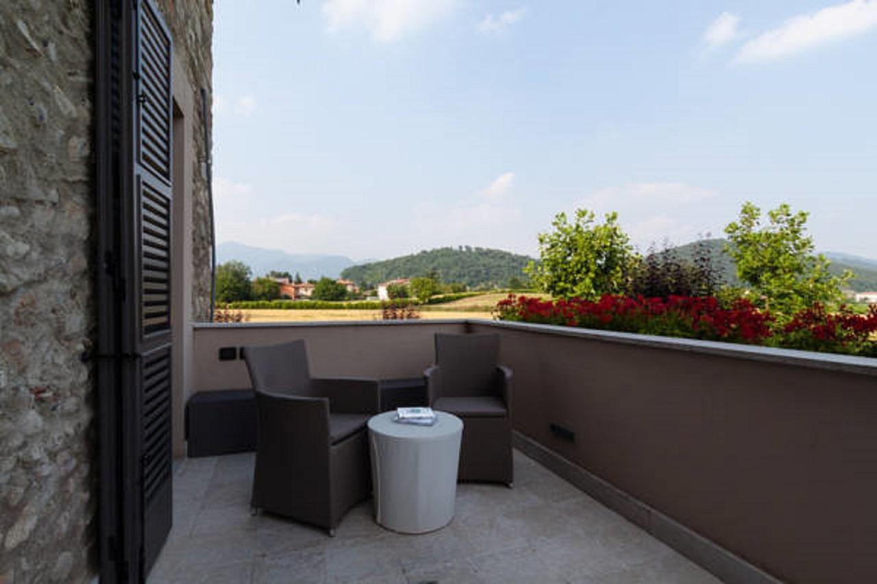 B&B A Ca' Minore Franciacorta Passirano Exterior photo